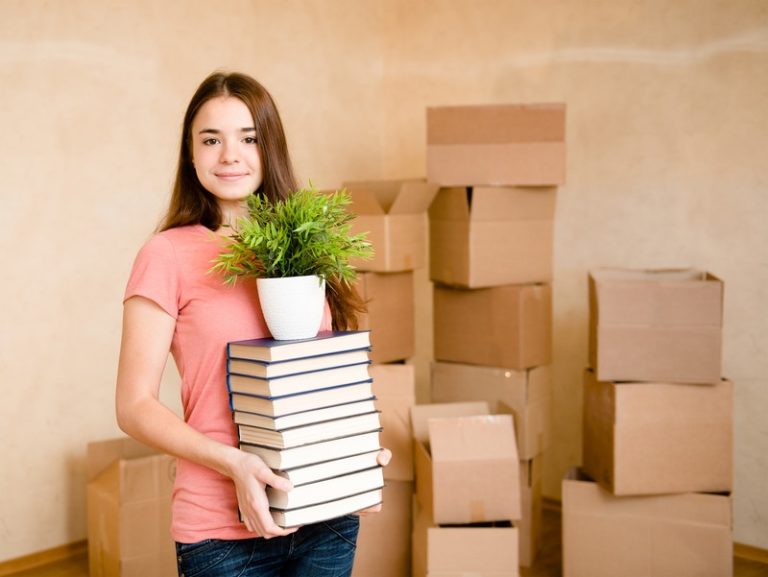 Helping Your College Student Move for the First Time