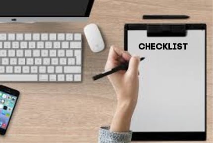 Chasing Merit Scholarships? Here’s a High School Junior Year Checklist to Start Following