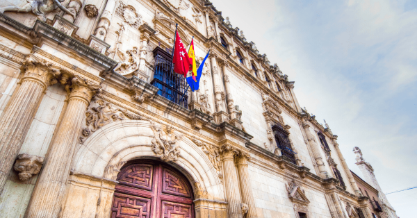 6 Ways Going to College in Europe Saves You Money