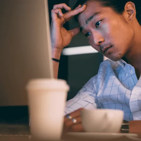 How to Beat the Pressure and Depression of Attending School Virtually
