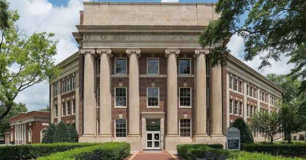 University of Alabama Merit Scholarships