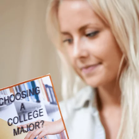Things to Consider When Choosing a College Major