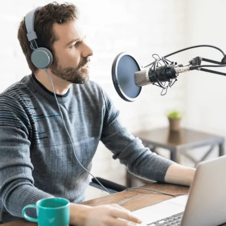 How College Deans Are Communicating With Students