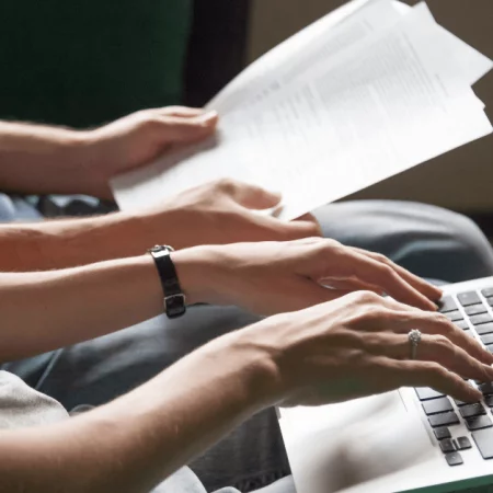 How to Apply for Financial Aid for College