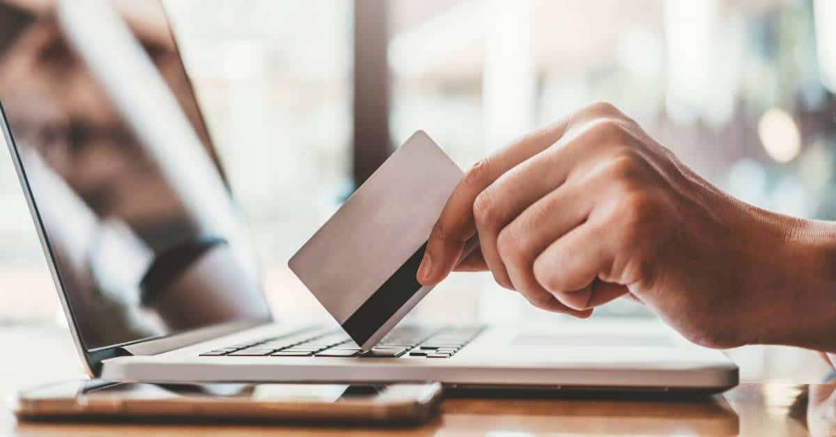 Paying for college with credit cards