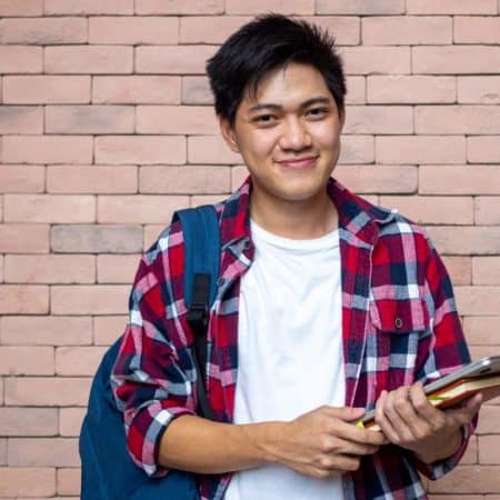 4 Game-Changing Ways That One Family Mastered the College Application Journey